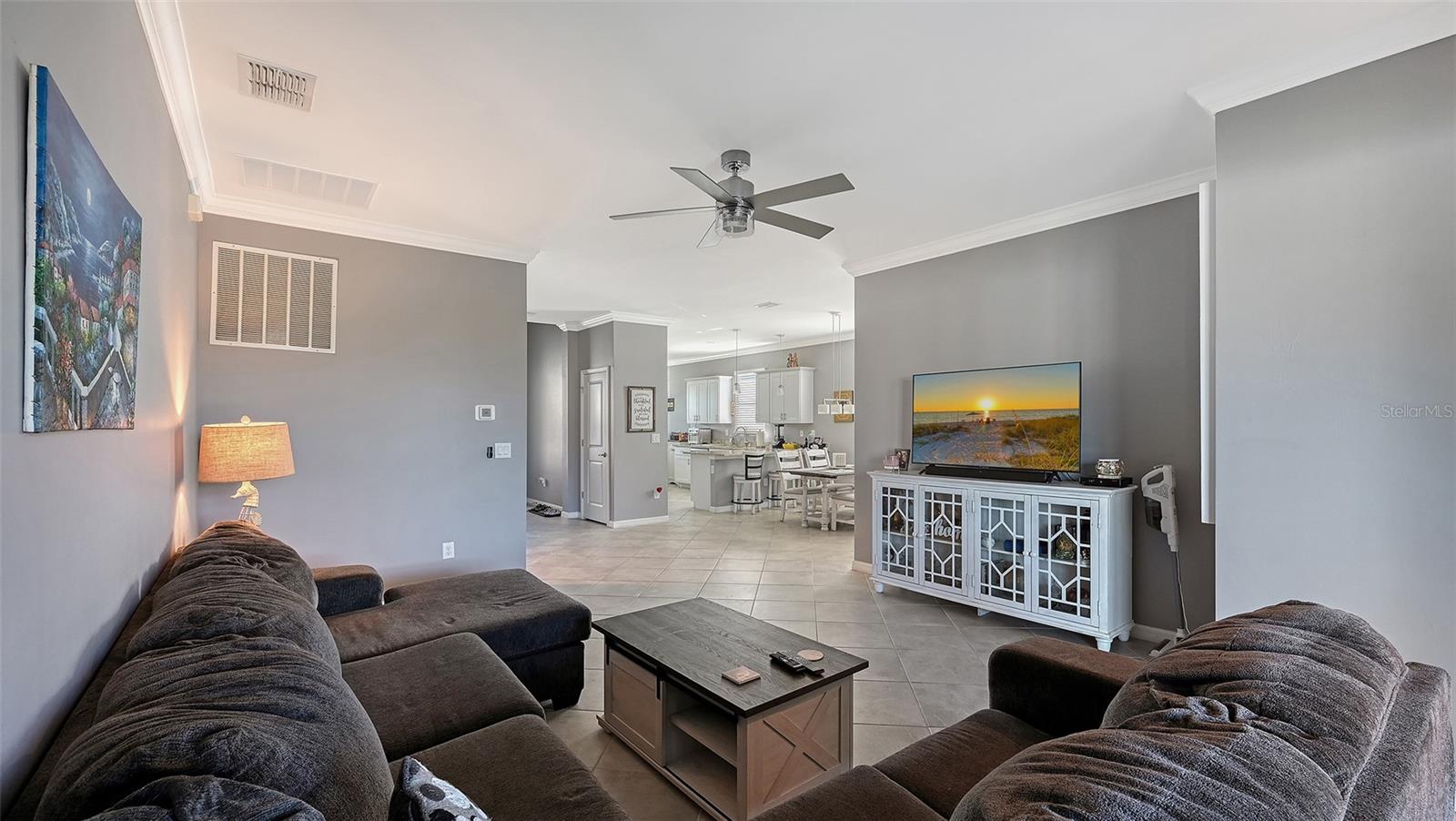 Image 8 of 38 For 19625 Fishhawk Trail