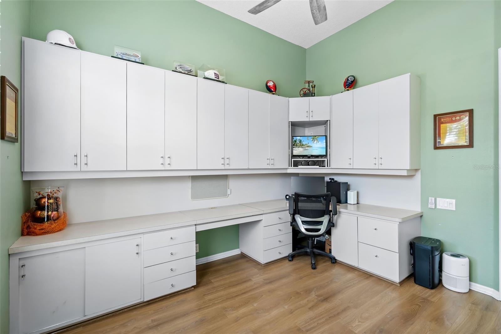 Image 33 of 65 For 3194 Charles Macdonald Drive