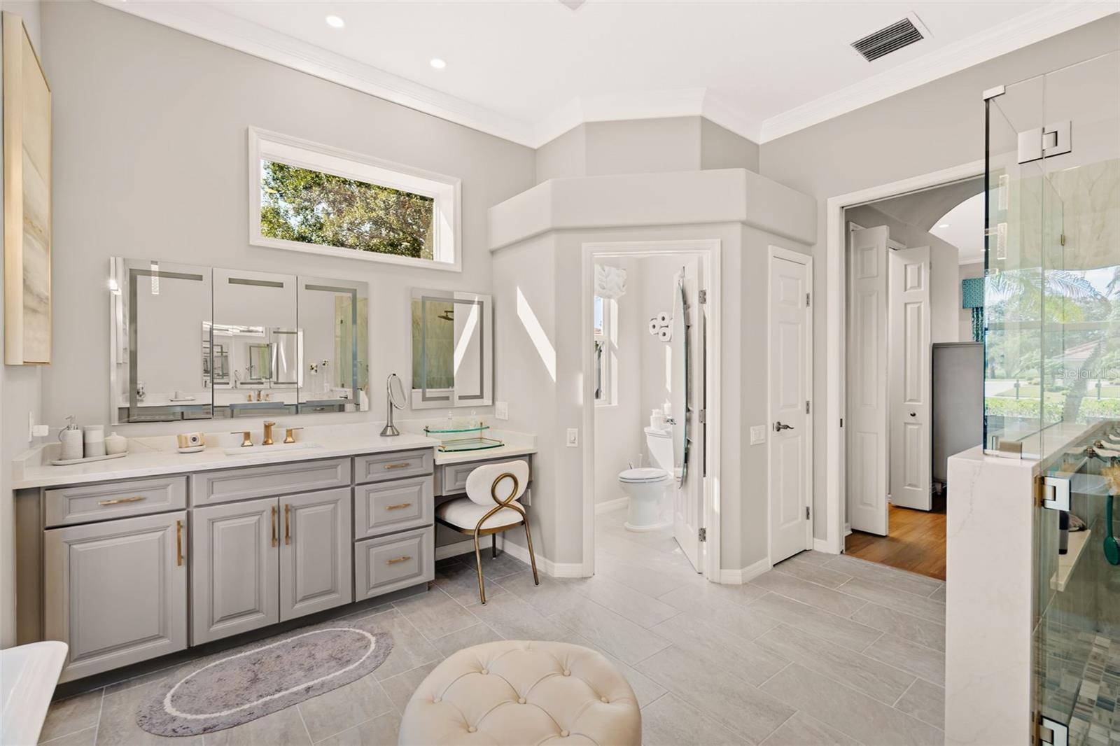 Image 38 of 65 For 3194 Charles Macdonald Drive