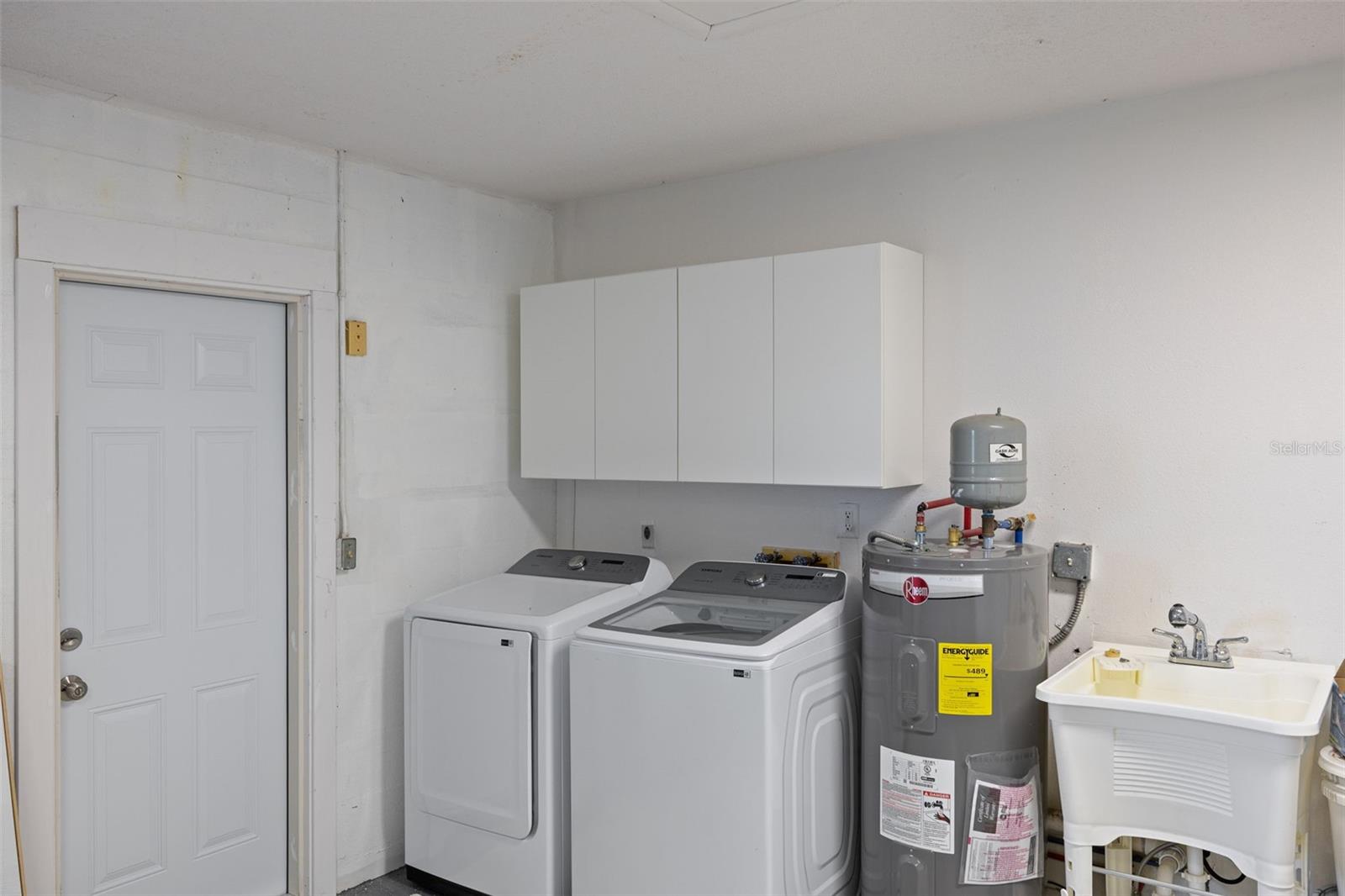 Image 26 of 31 For 214 Lorraine Avenue