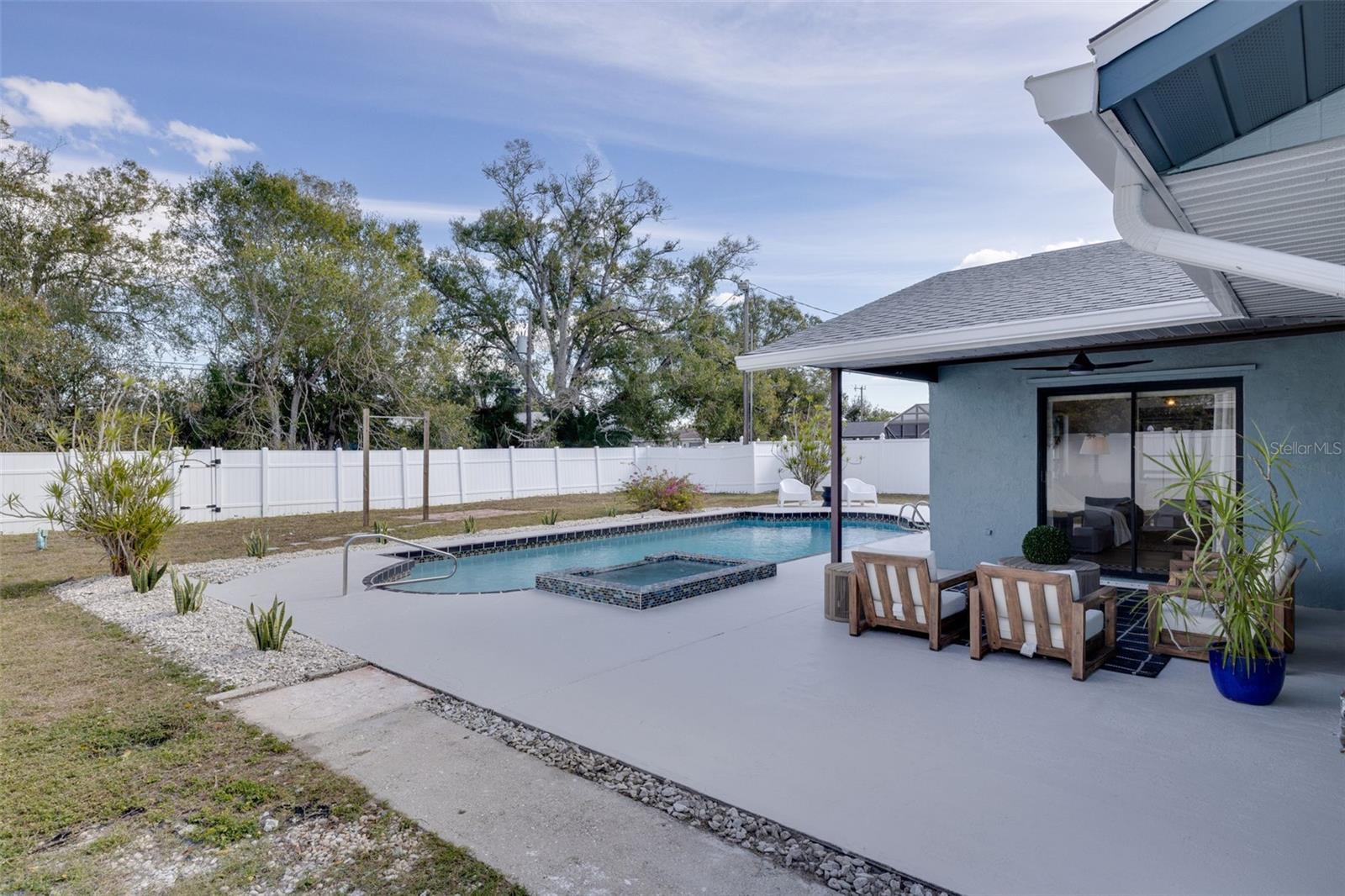 Image 7 of 31 For 214 Lorraine Avenue