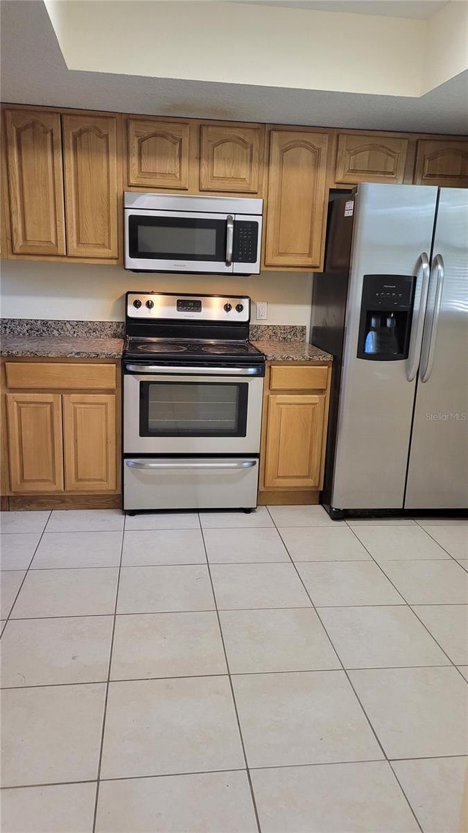 Image 4 of 10 For 857 Ponder Avenue