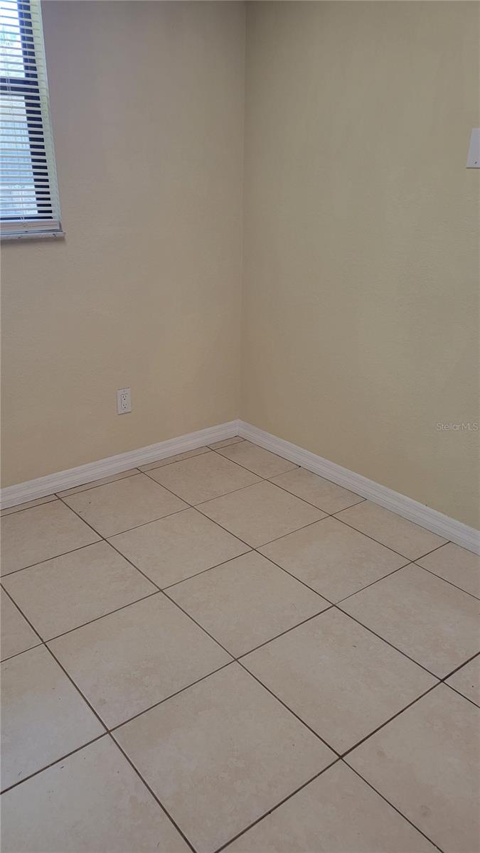 Image 6 of 10 For 857 Ponder Avenue