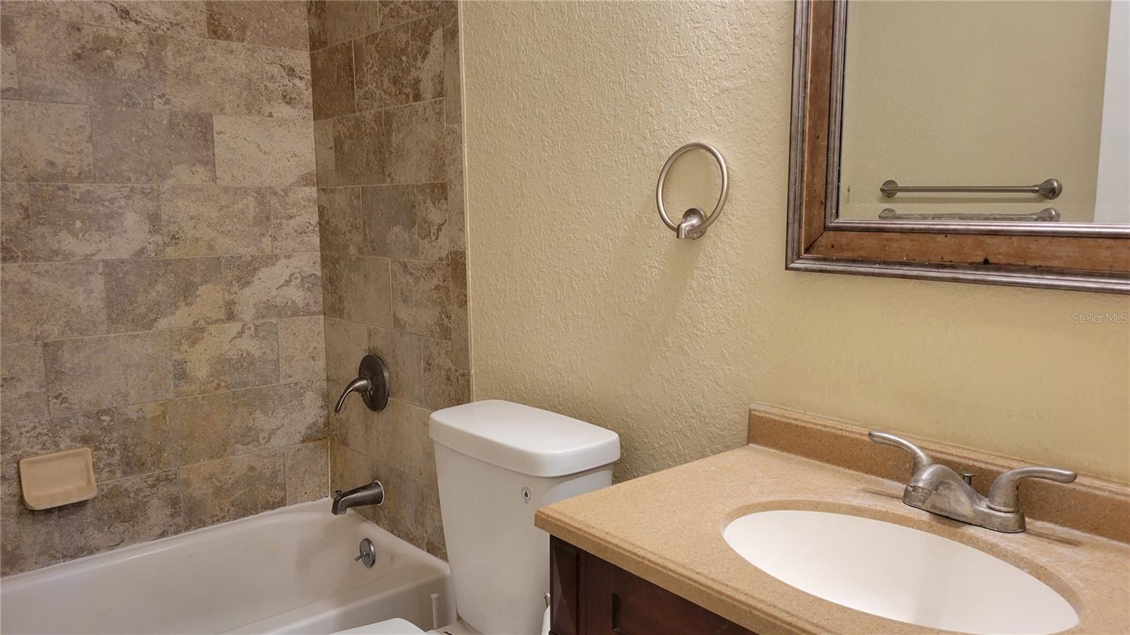 Image 9 of 10 For 857 Ponder Avenue