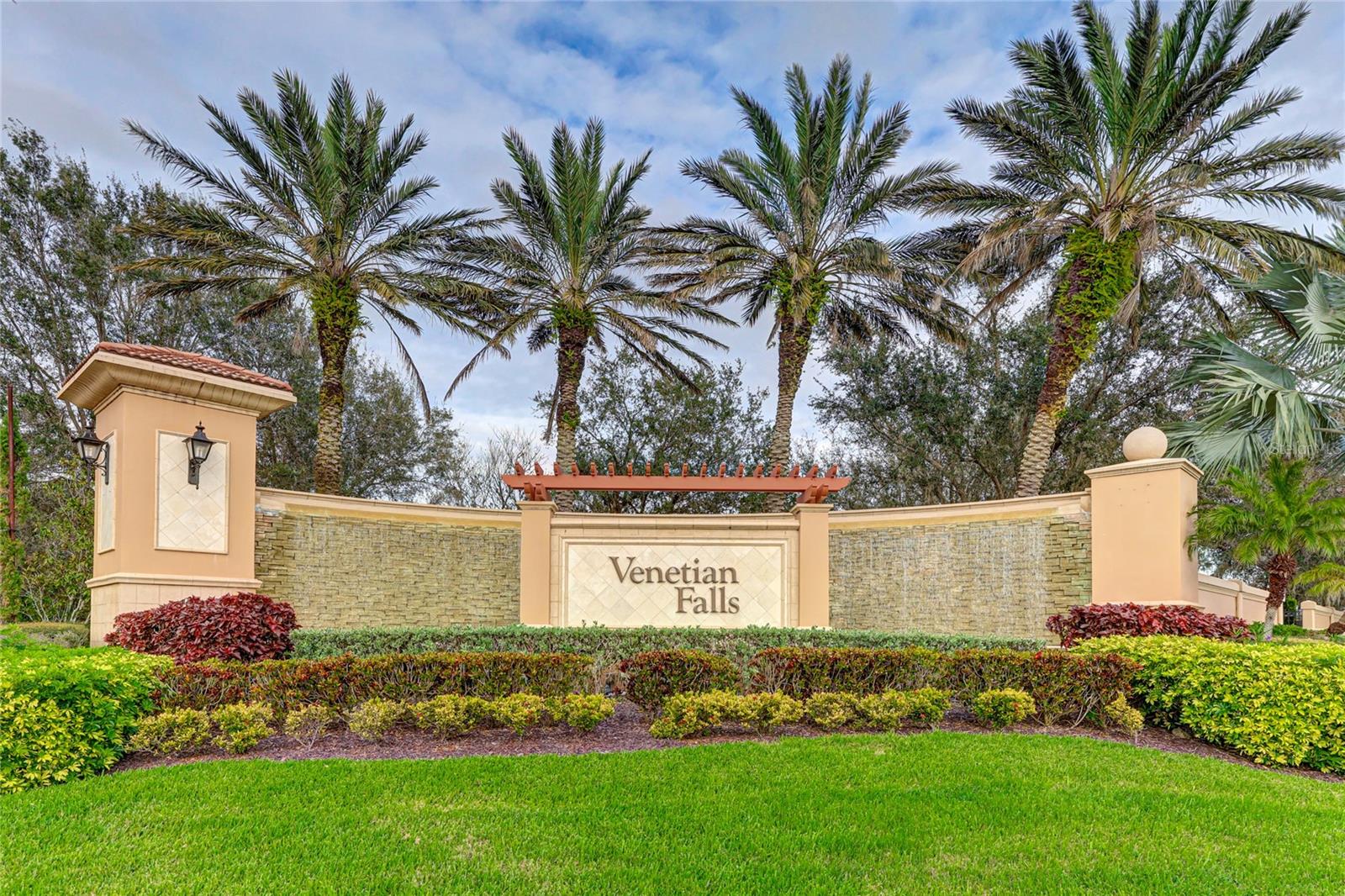 Image 23 of 50 For 20623 Pezzana Drive