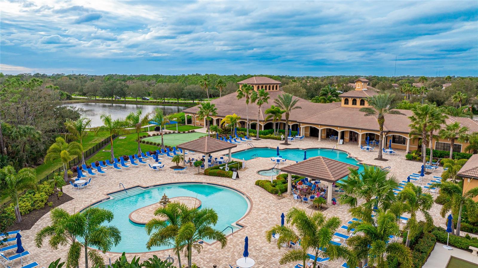 Image 44 of 50 For 20623 Pezzana Drive