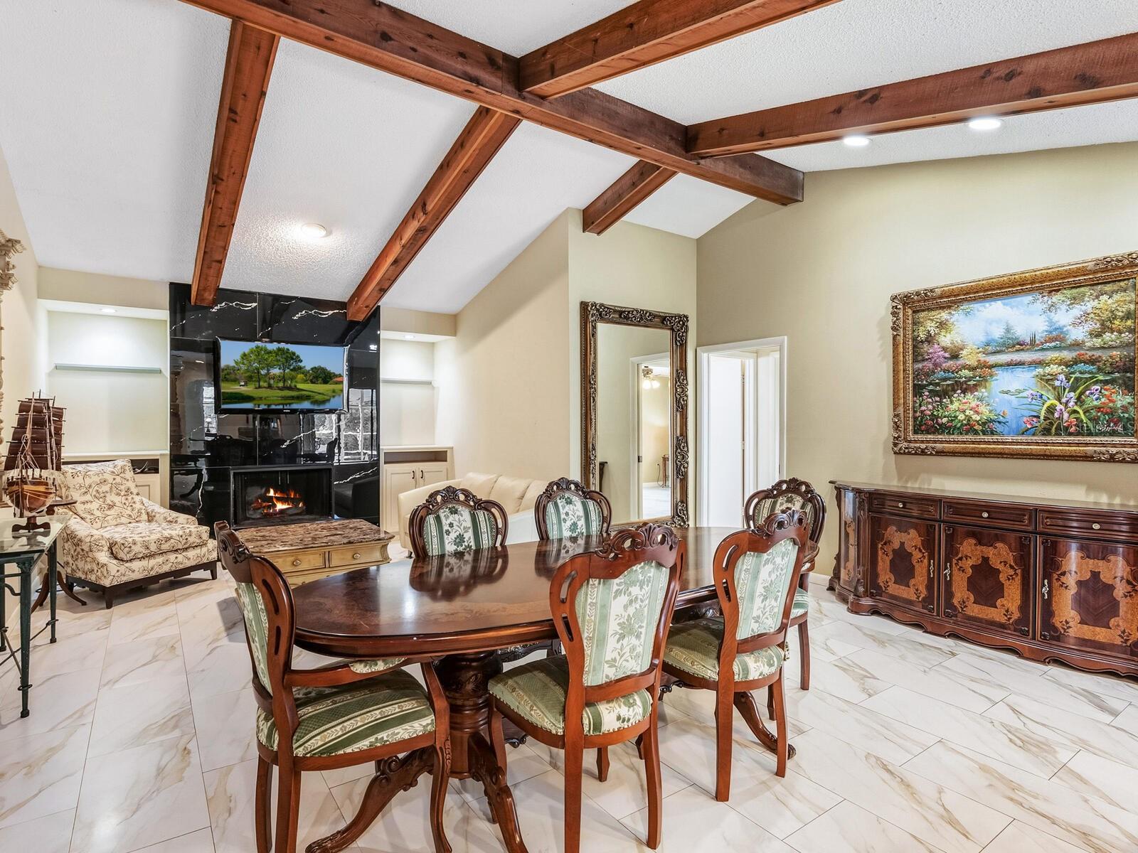 Listing photo id 15 for 4725 Greencroft Road