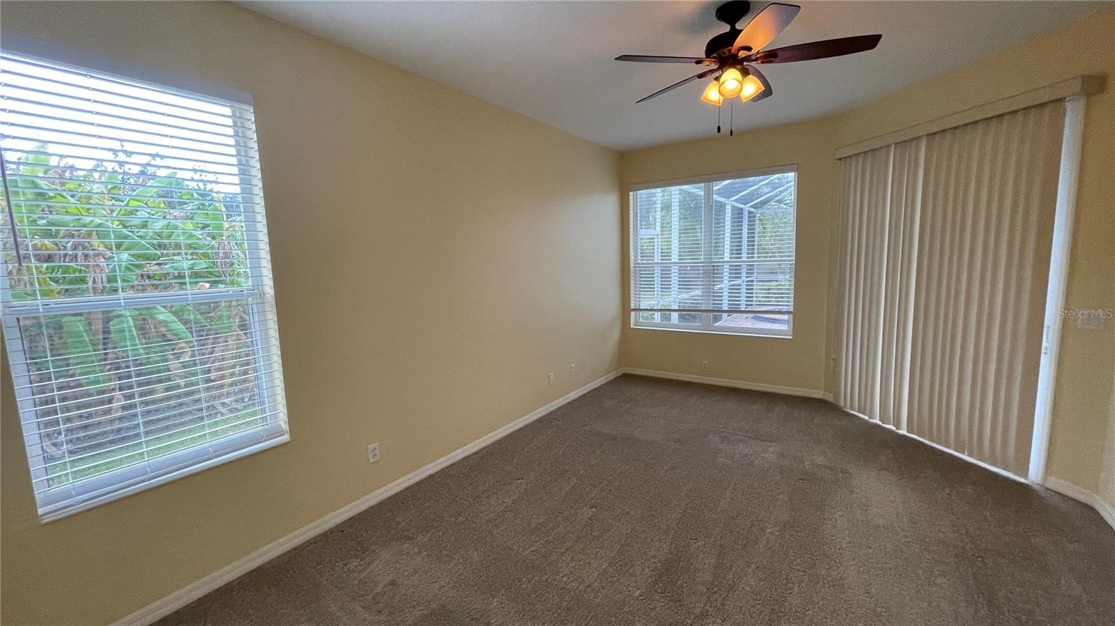 Image 15 of 44 For 10812 Bullrush Terrace