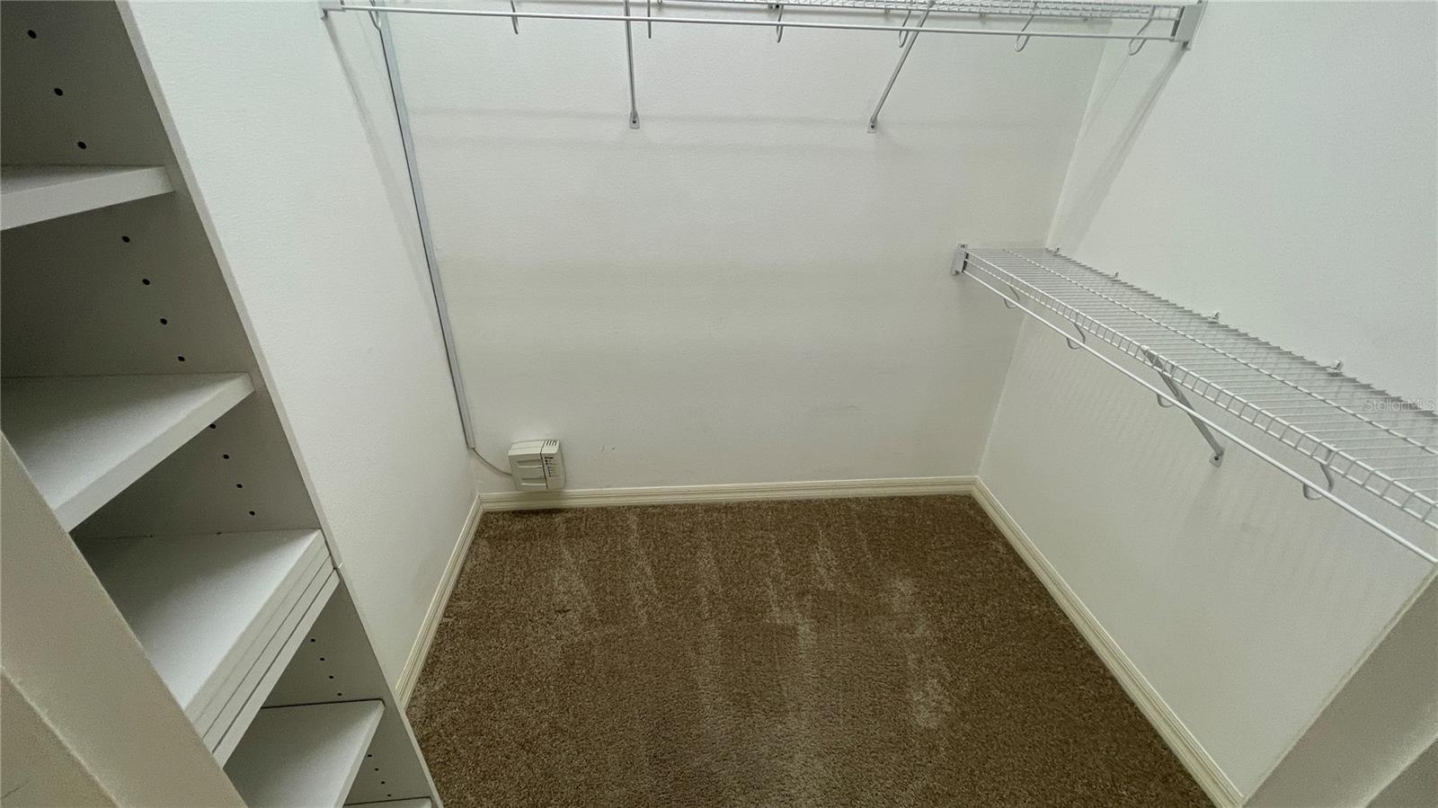 Image 22 of 44 For 10812 Bullrush Terrace