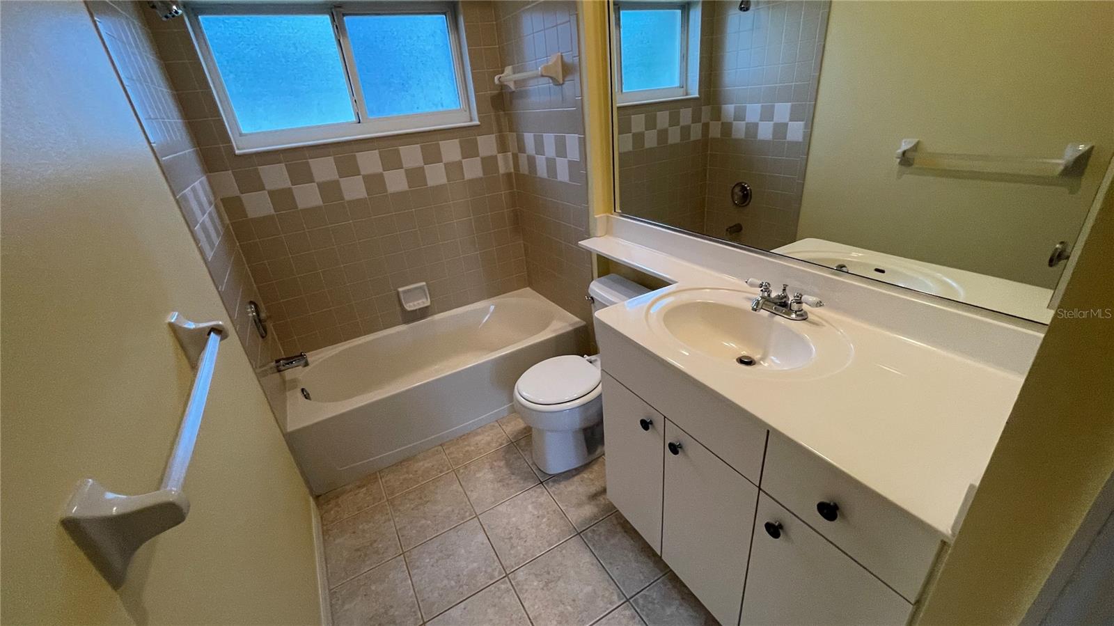 Image 28 of 44 For 10812 Bullrush Terrace