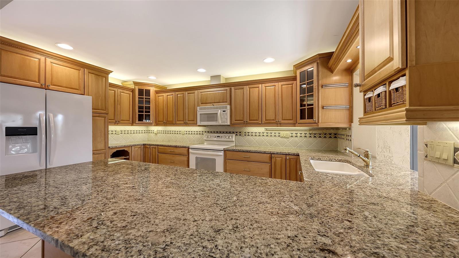 Image 14 of 53 For 7603 Alhambra Drive