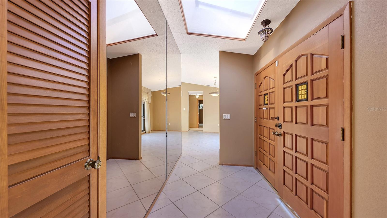 Image 5 of 53 For 7603 Alhambra Drive