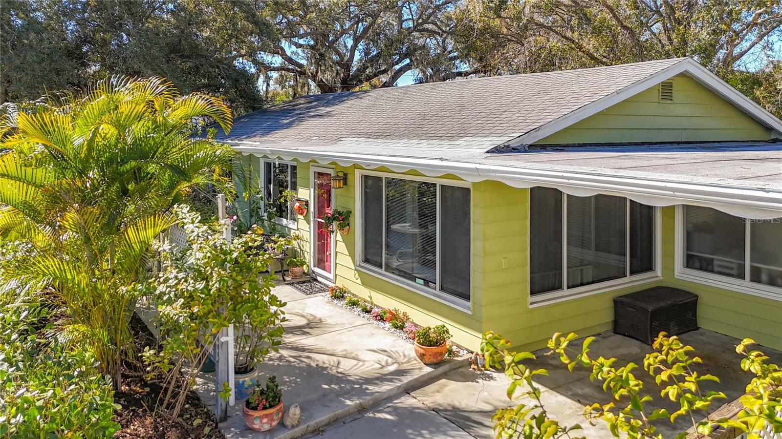 Image 3 of 63 For 1304 Euclid Avenue