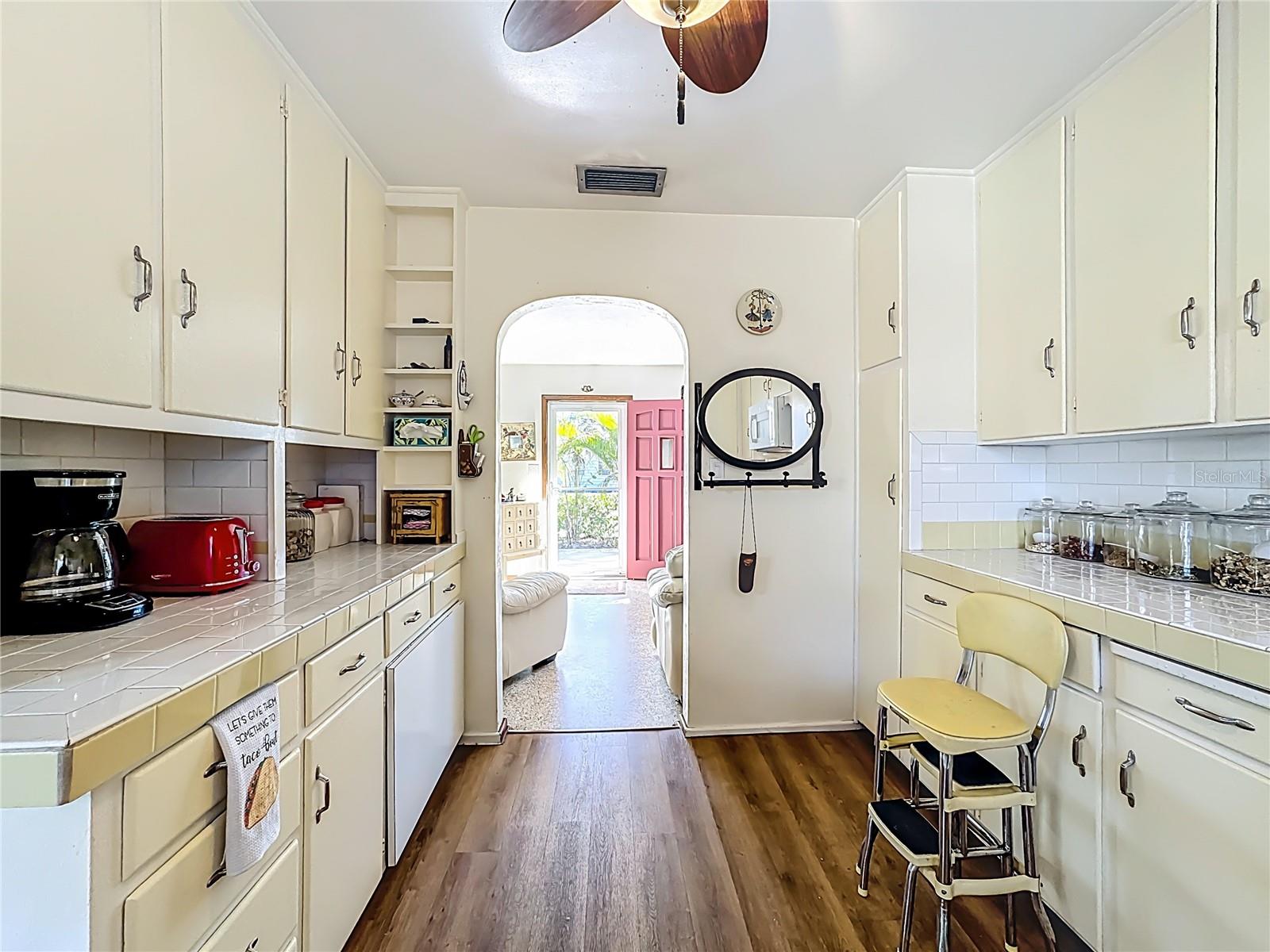 Image 30 of 63 For 1304 Euclid Avenue