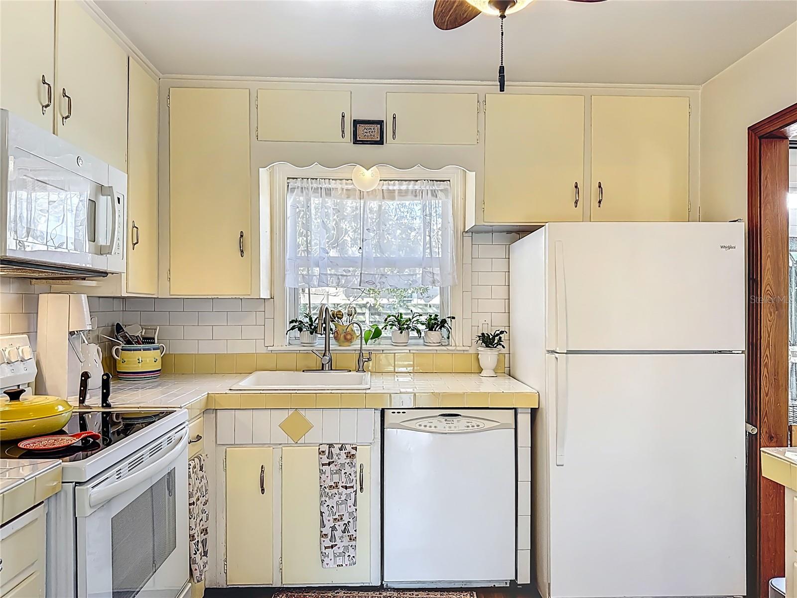 Image 32 of 63 For 1304 Euclid Avenue