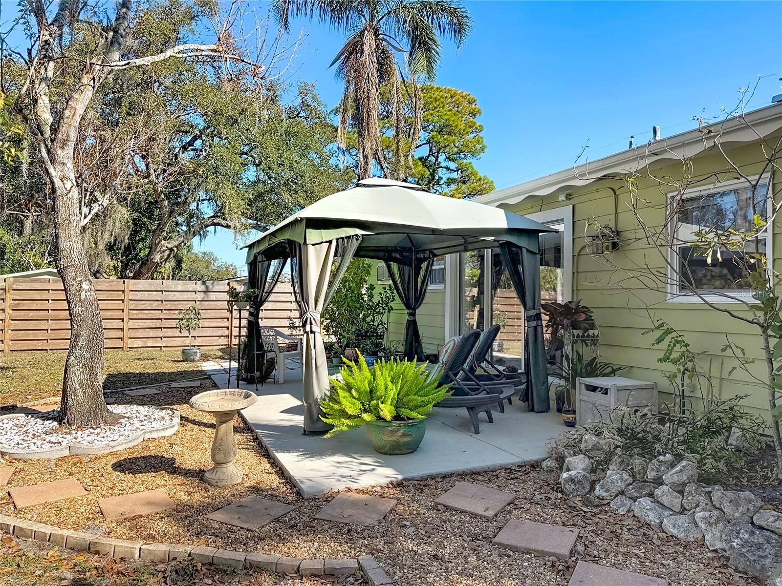 Image 49 of 63 For 1304 Euclid Avenue