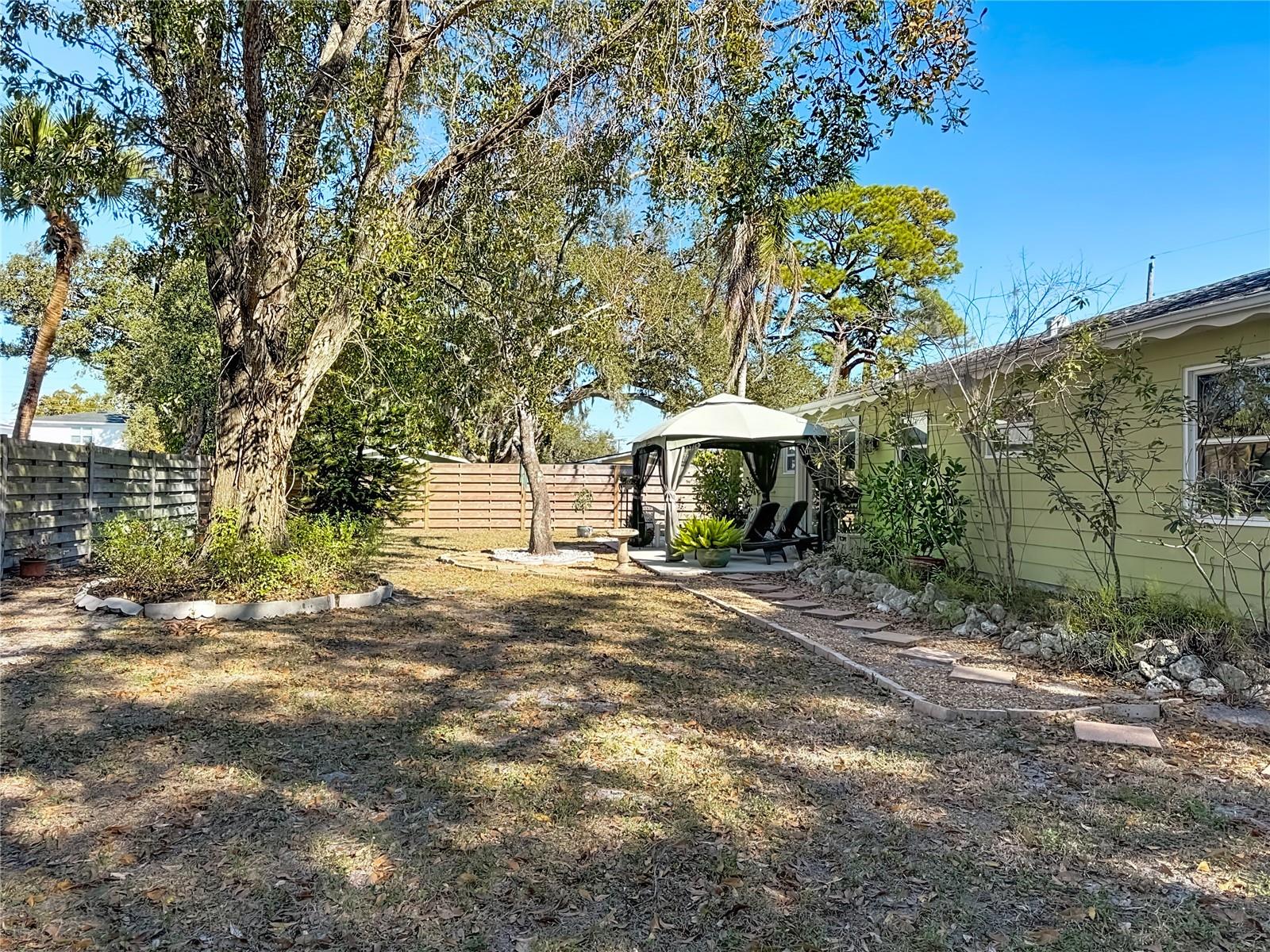 Image 53 of 63 For 1304 Euclid Avenue