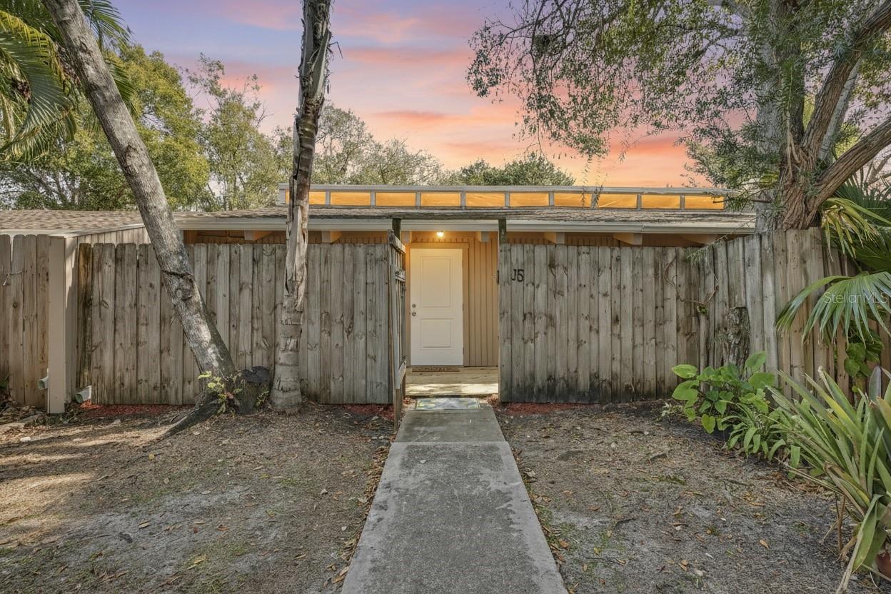 Details for 500 Jefferson Avenue 5, SARASOTA, FL 34237