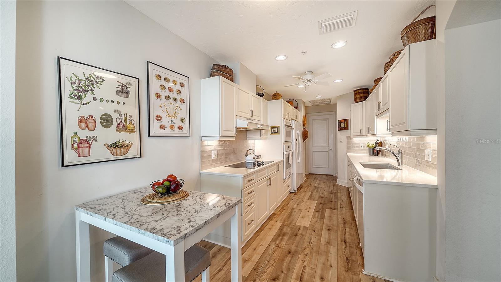 Image 15 of 61 For 340 Palm Avenue 44