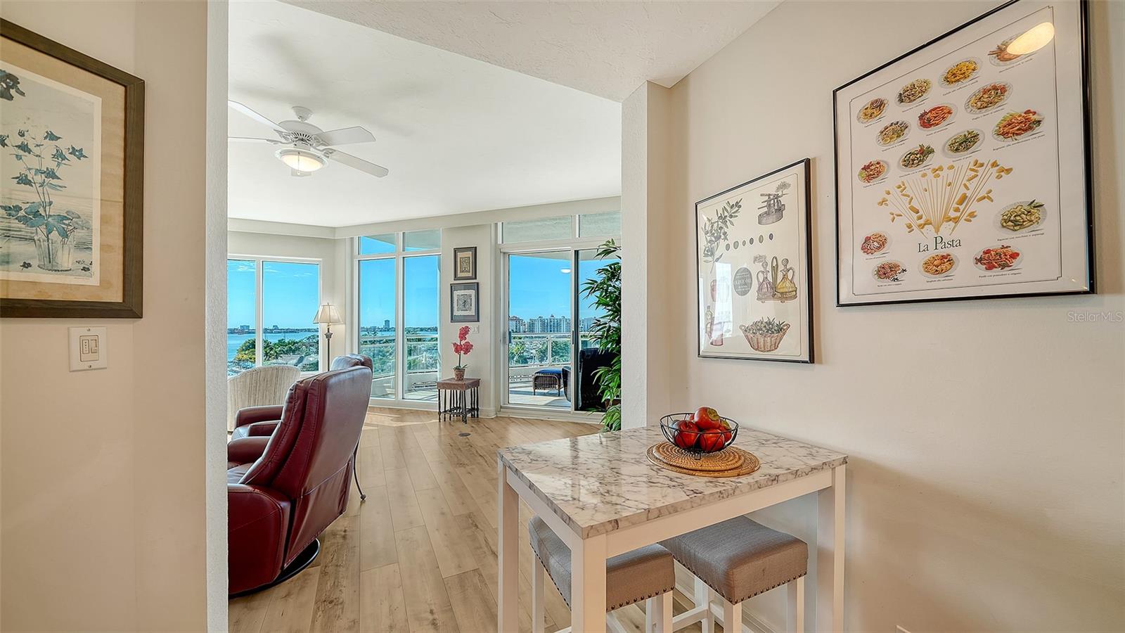 Image 19 of 61 For 340 Palm Avenue 44