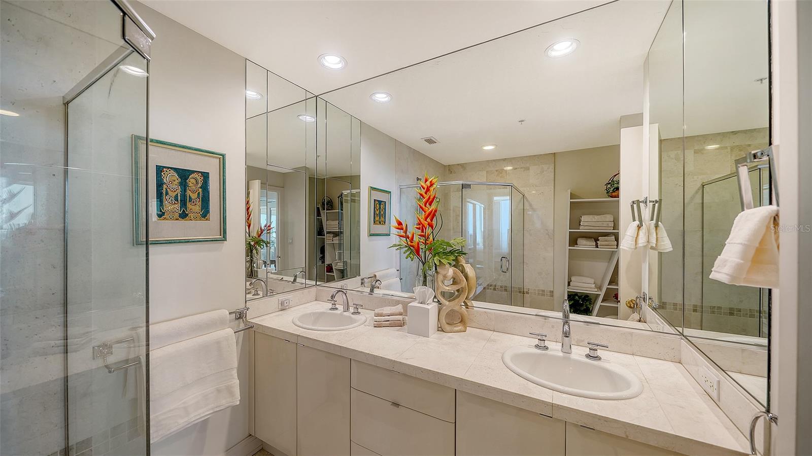 Image 29 of 61 For 340 Palm Avenue 44