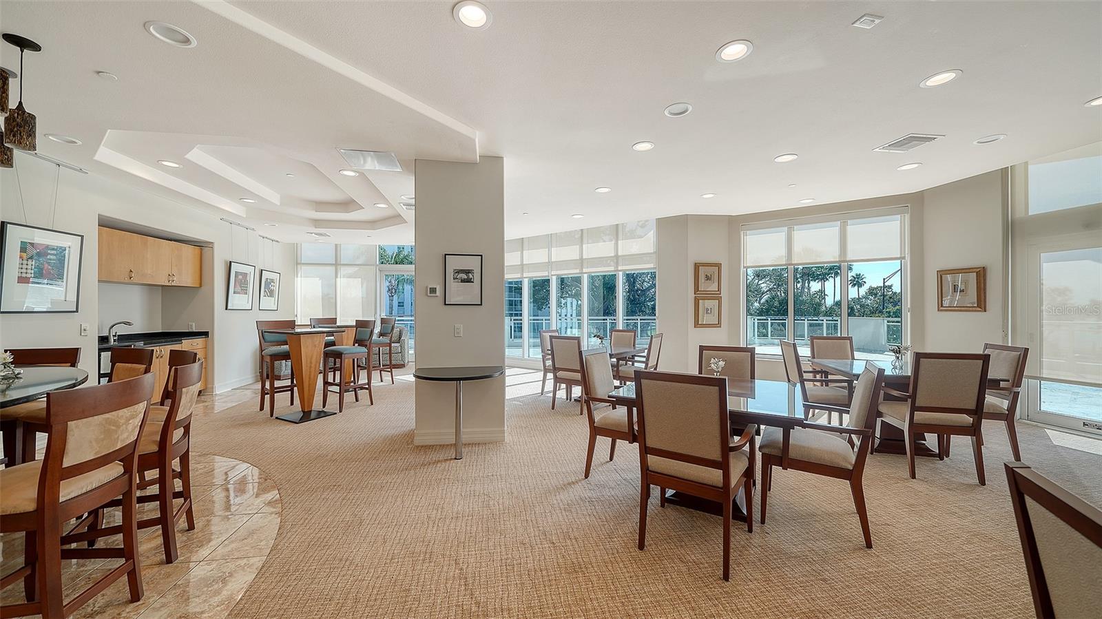 Image 52 of 61 For 340 Palm Avenue 44