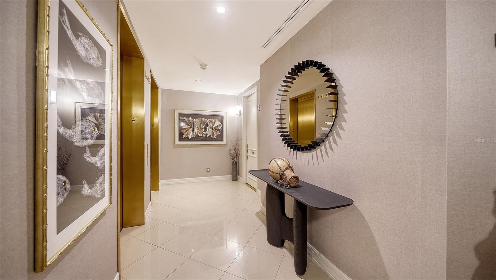 Image 6 of 61 For 340 Palm Avenue 44