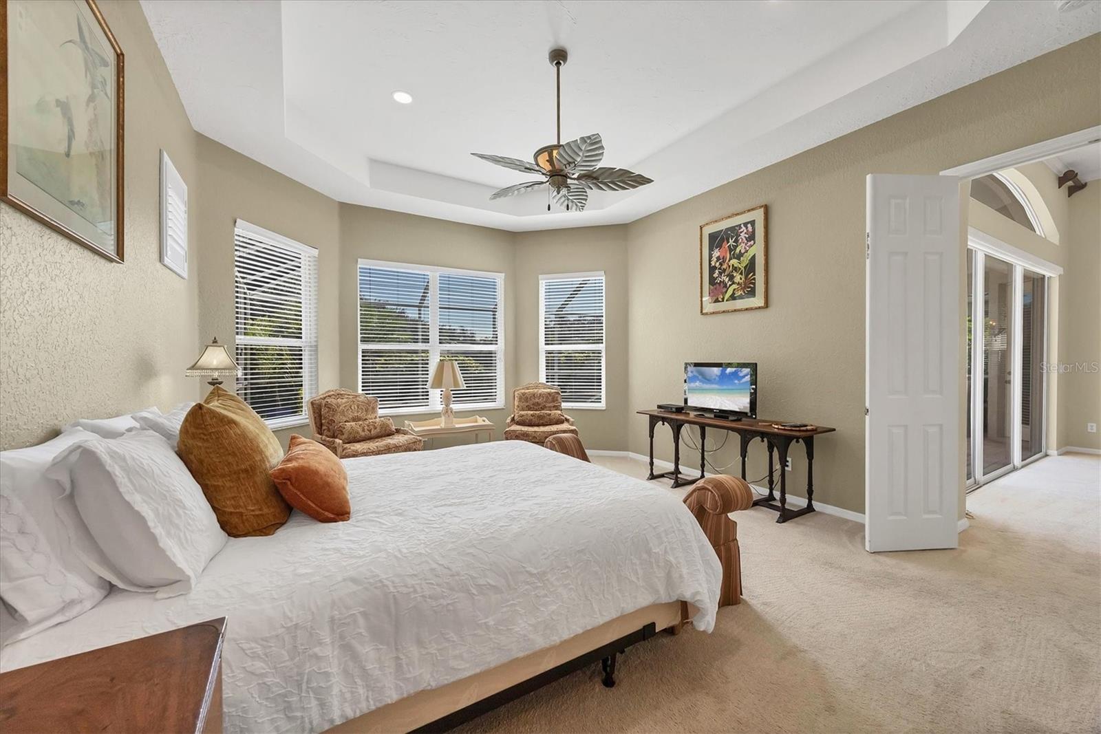 Image 18 of 25 For 4375 Mirabella Circle