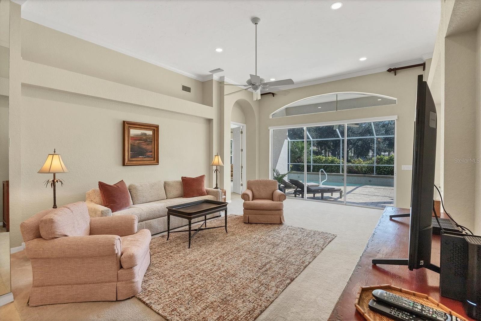 Image 5 of 25 For 4375 Mirabella Circle