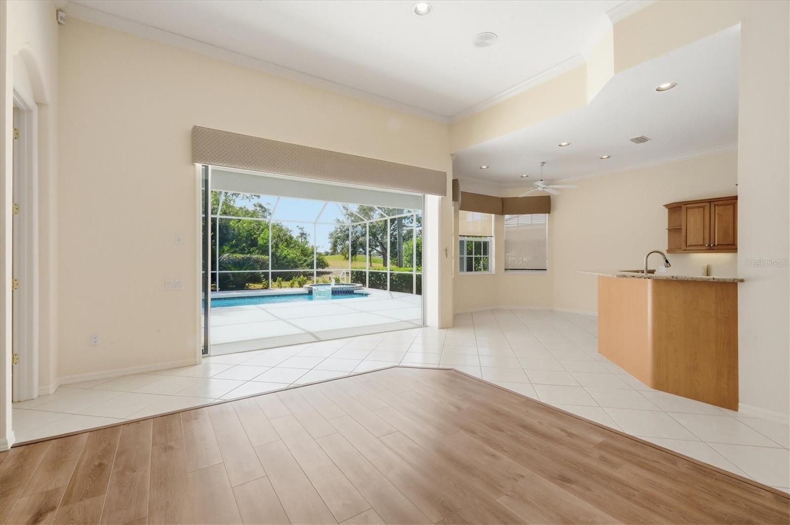 Image 21 of 63 For 7340 Saint Georges Way