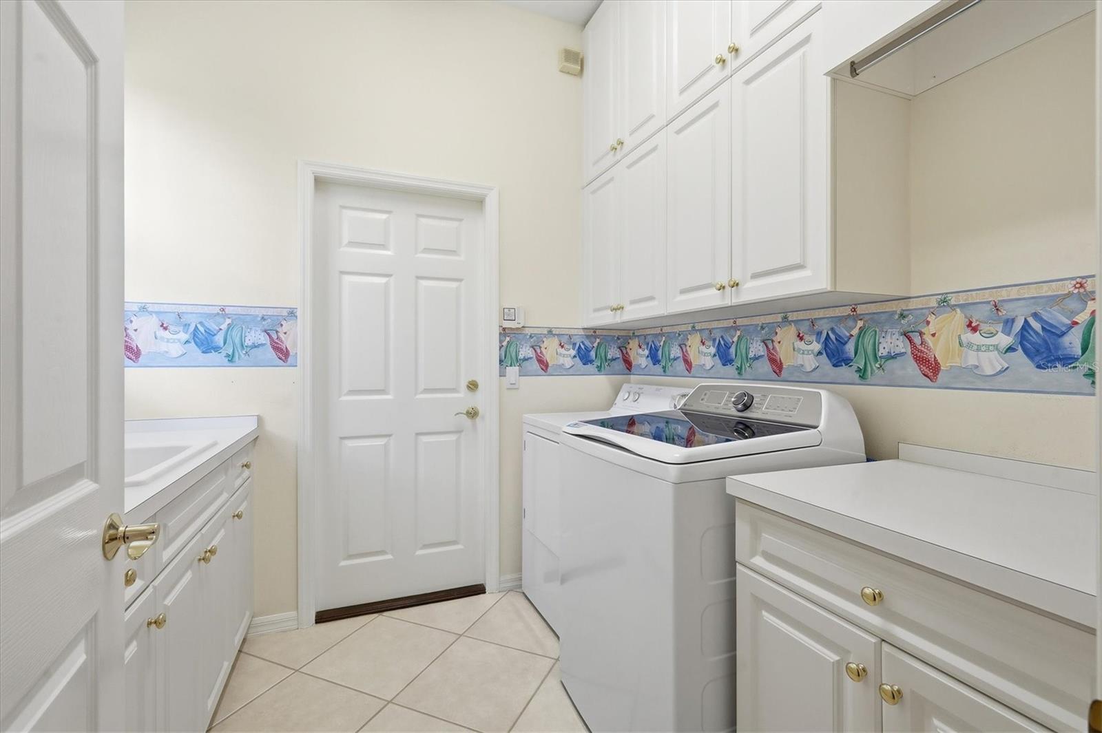 Image 30 of 63 For 7340 Saint Georges Way