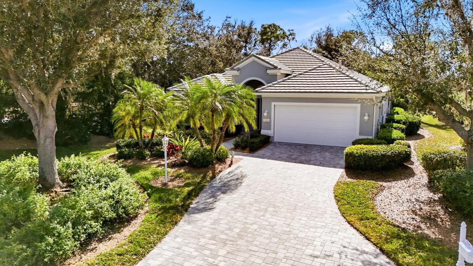 Image 4 of 63 For 7340 Saint Georges Way