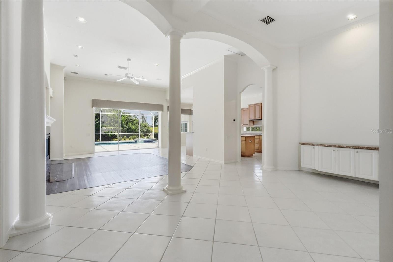 Image 9 of 63 For 7340 Saint Georges Way