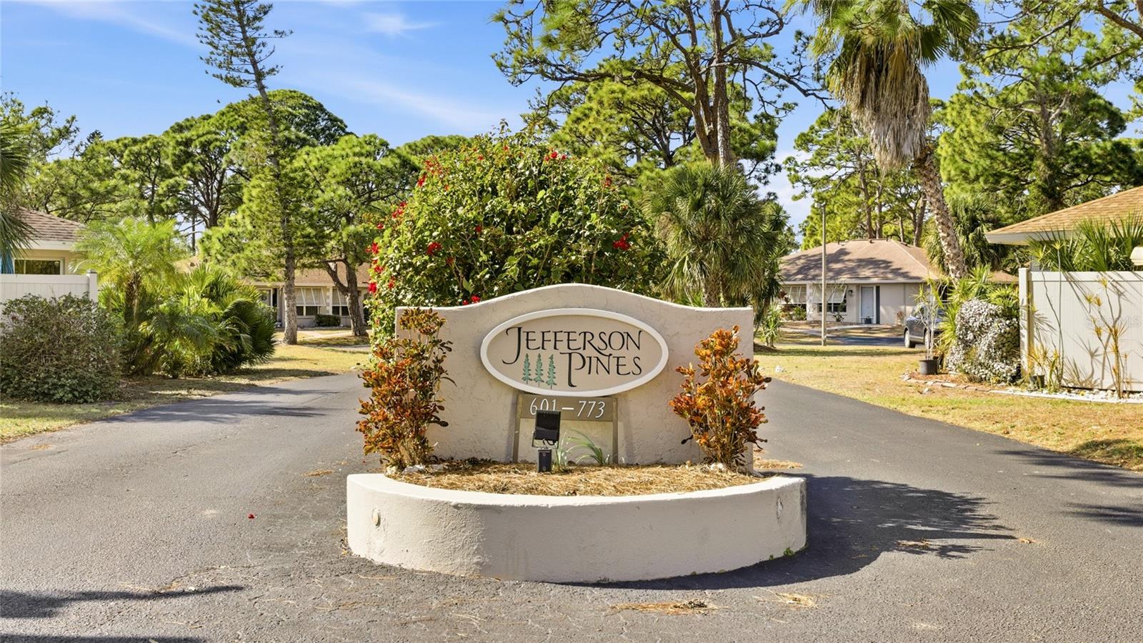 Image 27 of 32 For 659 Jefferson Avenue 659