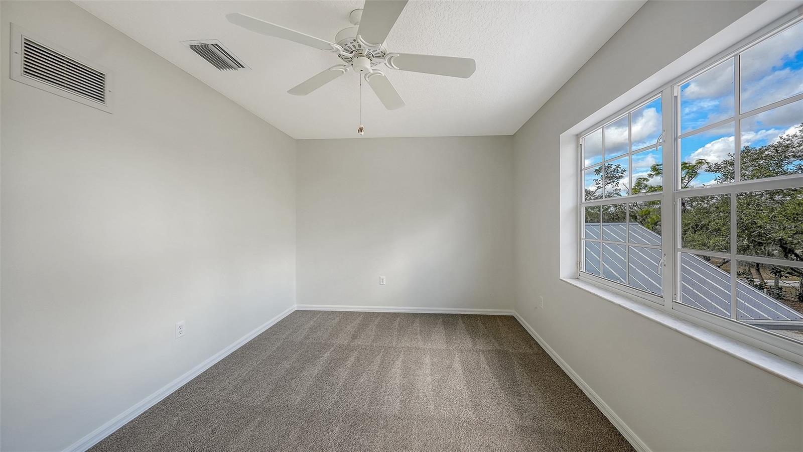 Image 25 of 32 For 9922 289th Street E