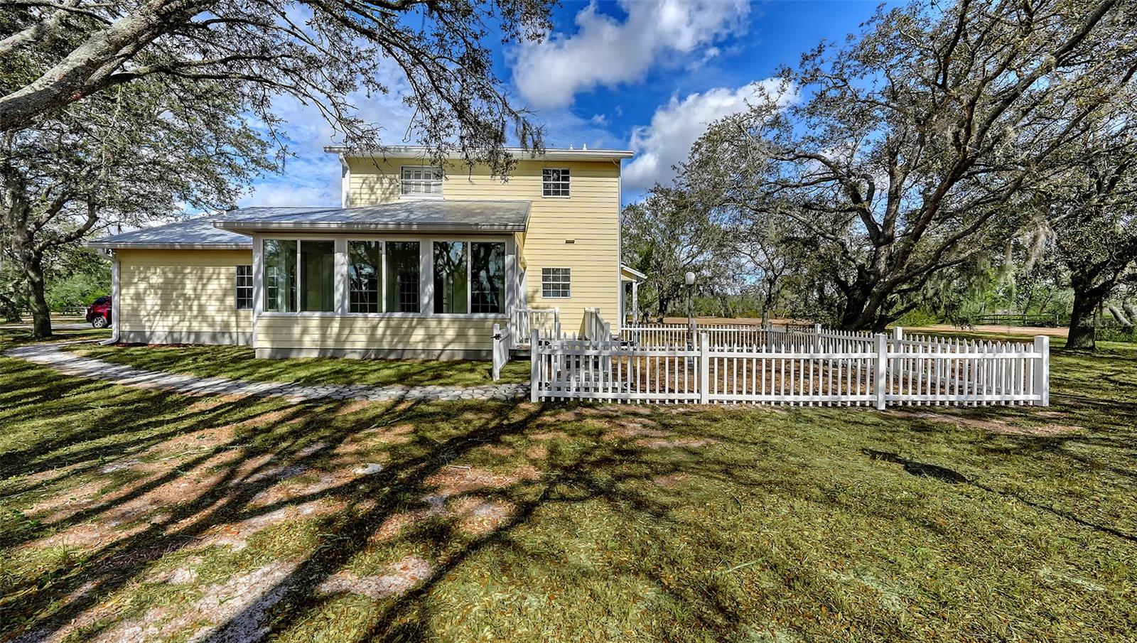 Image 5 of 32 For 9922 289th Street E