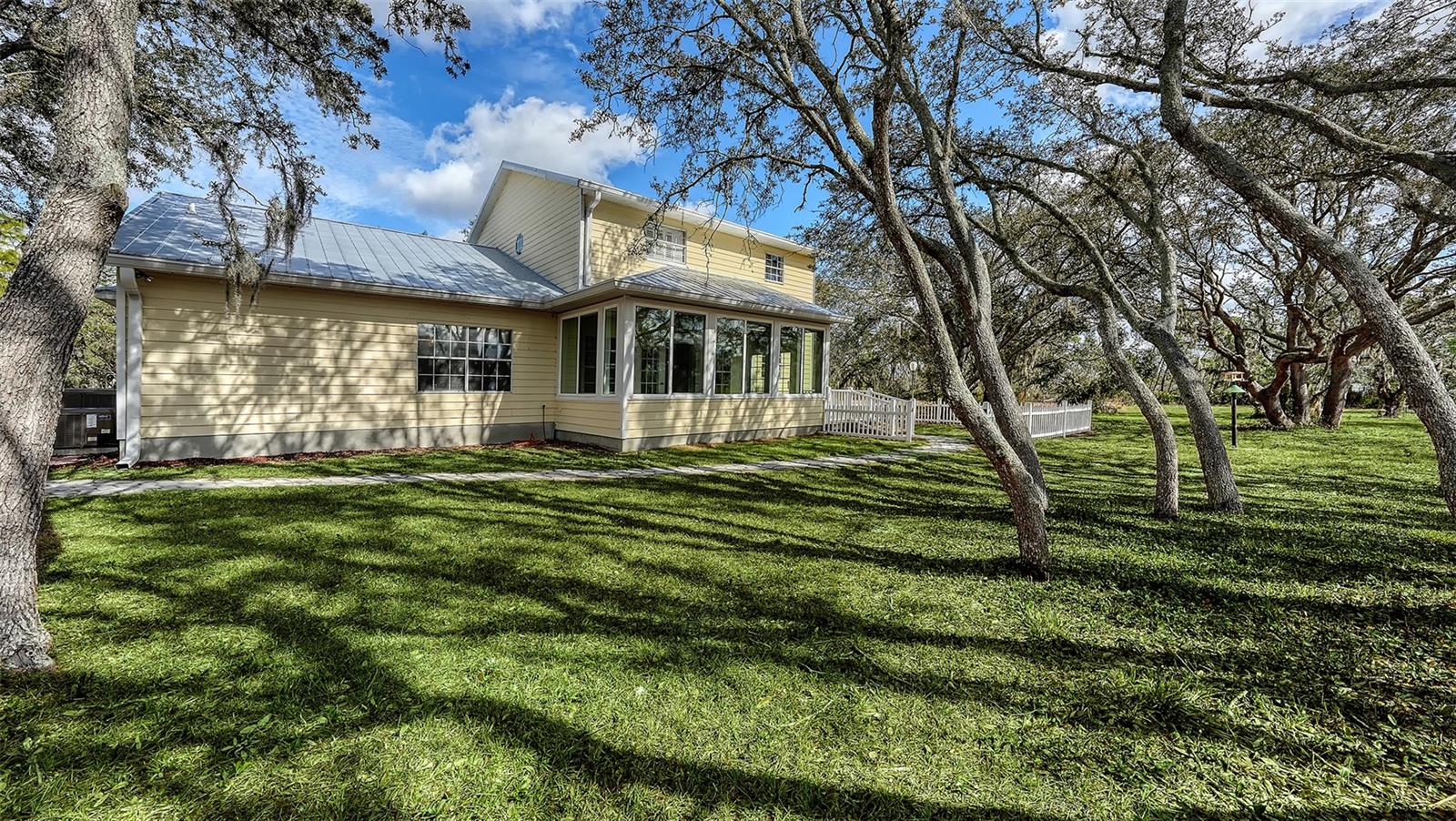 Image 6 of 32 For 9922 289th Street E