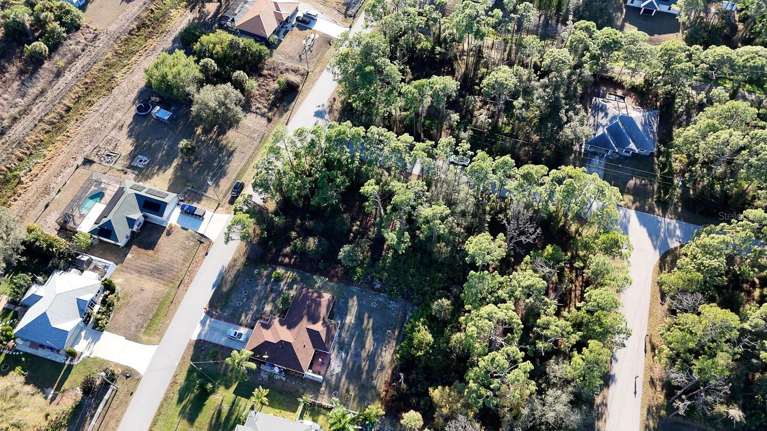 Image 8 of 15 For Rockwell Avenue