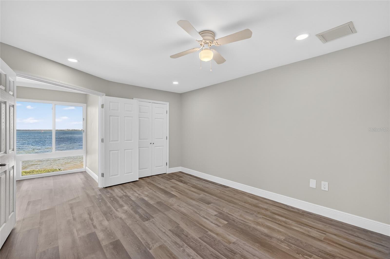 Image 18 of 37 For 600 Manatee Avenue 212