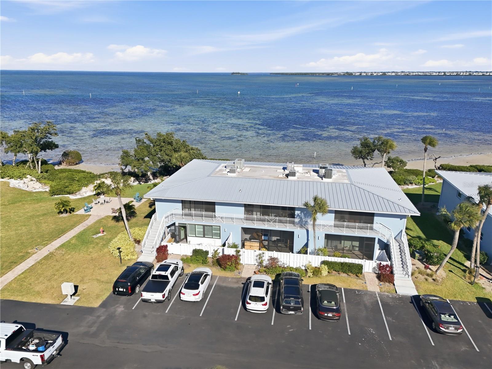 Image 34 of 37 For 600 Manatee Avenue 212