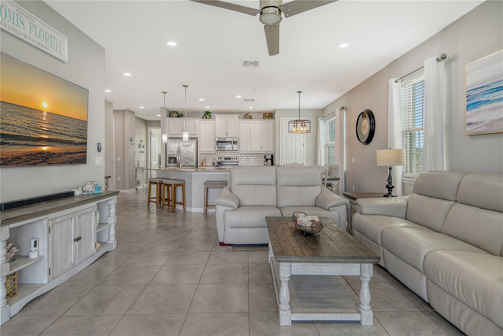 Image 12 of 64 For 109 Porta Vecchio Bend  201