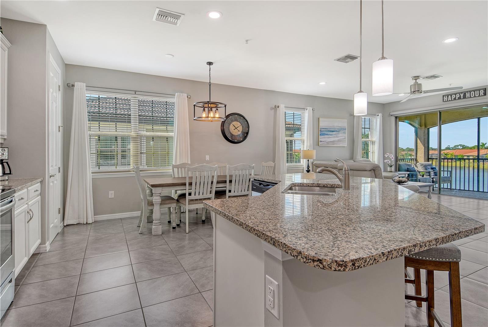 Image 17 of 64 For 109 Porta Vecchio Bend  201