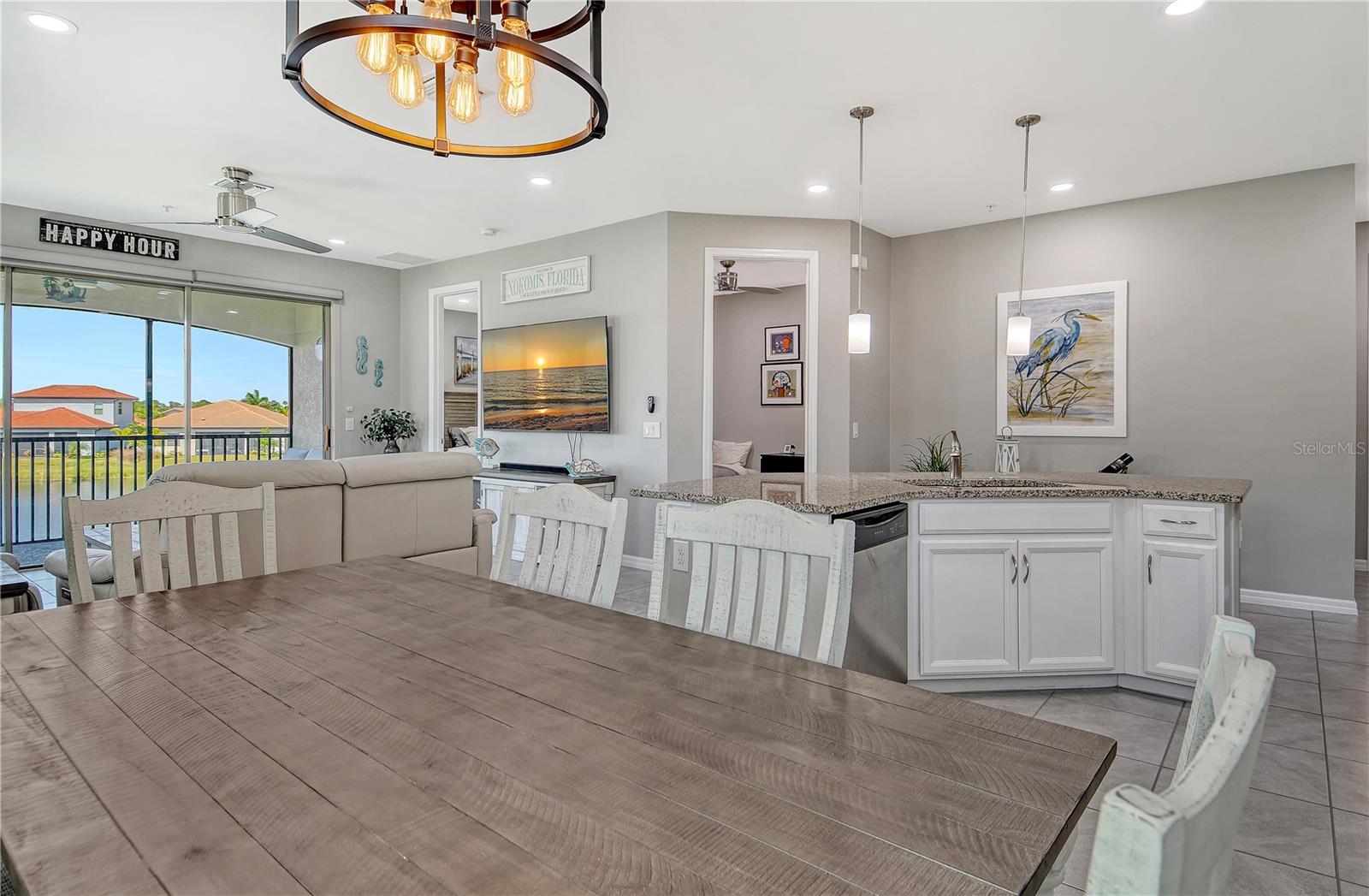 Image 19 of 64 For 109 Porta Vecchio Bend  201