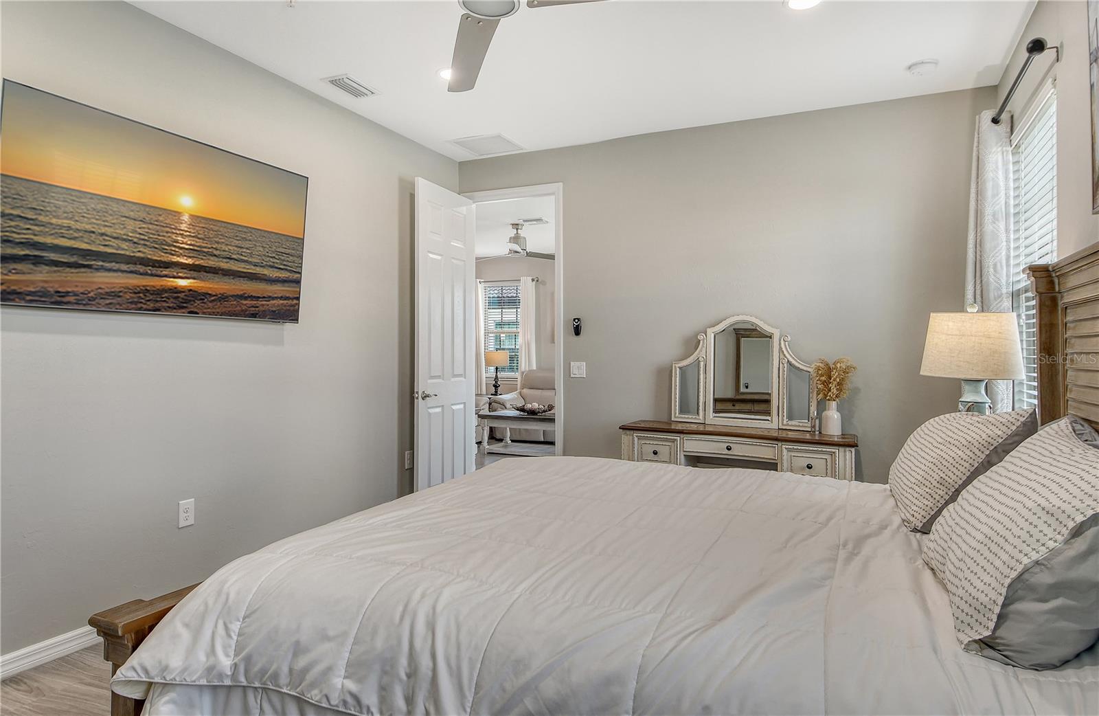 Image 25 of 64 For 109 Porta Vecchio Bend  201