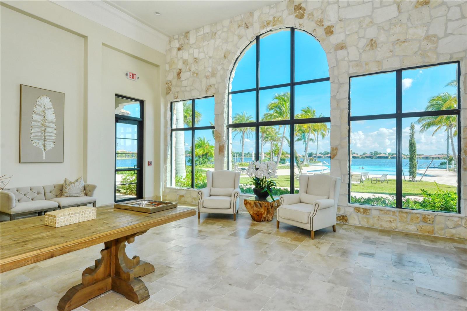 Image 44 of 64 For 109 Porta Vecchio Bend  201