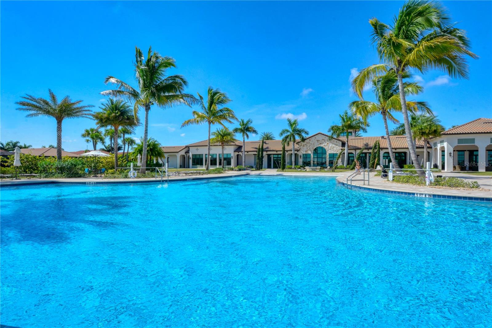 Image 52 of 64 For 109 Porta Vecchio Bend  201