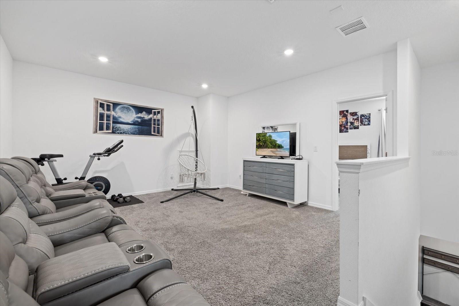 Image 18 of 38 For 11617 Woodleaf Drive