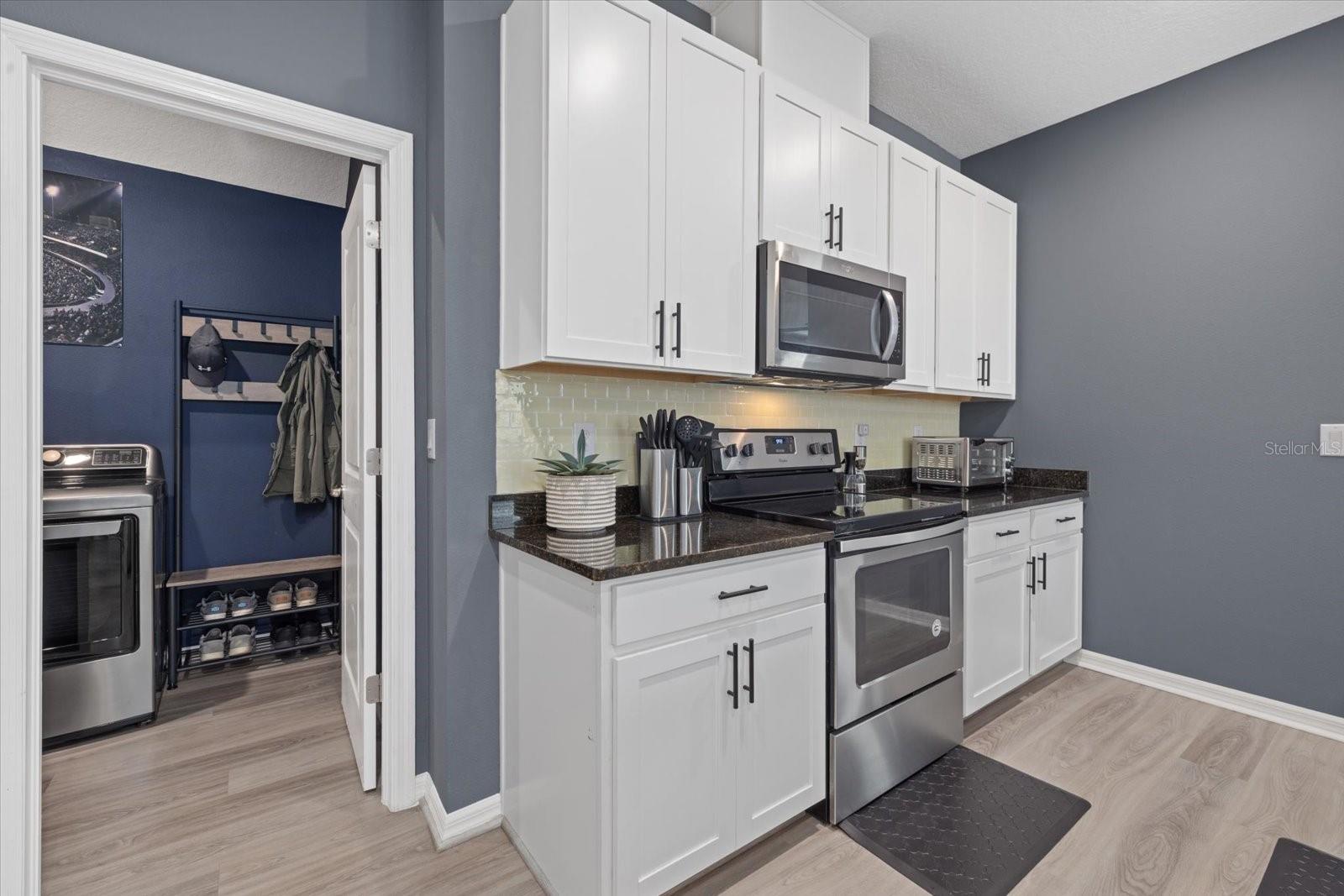 Image 5 of 38 For 11617 Woodleaf Drive