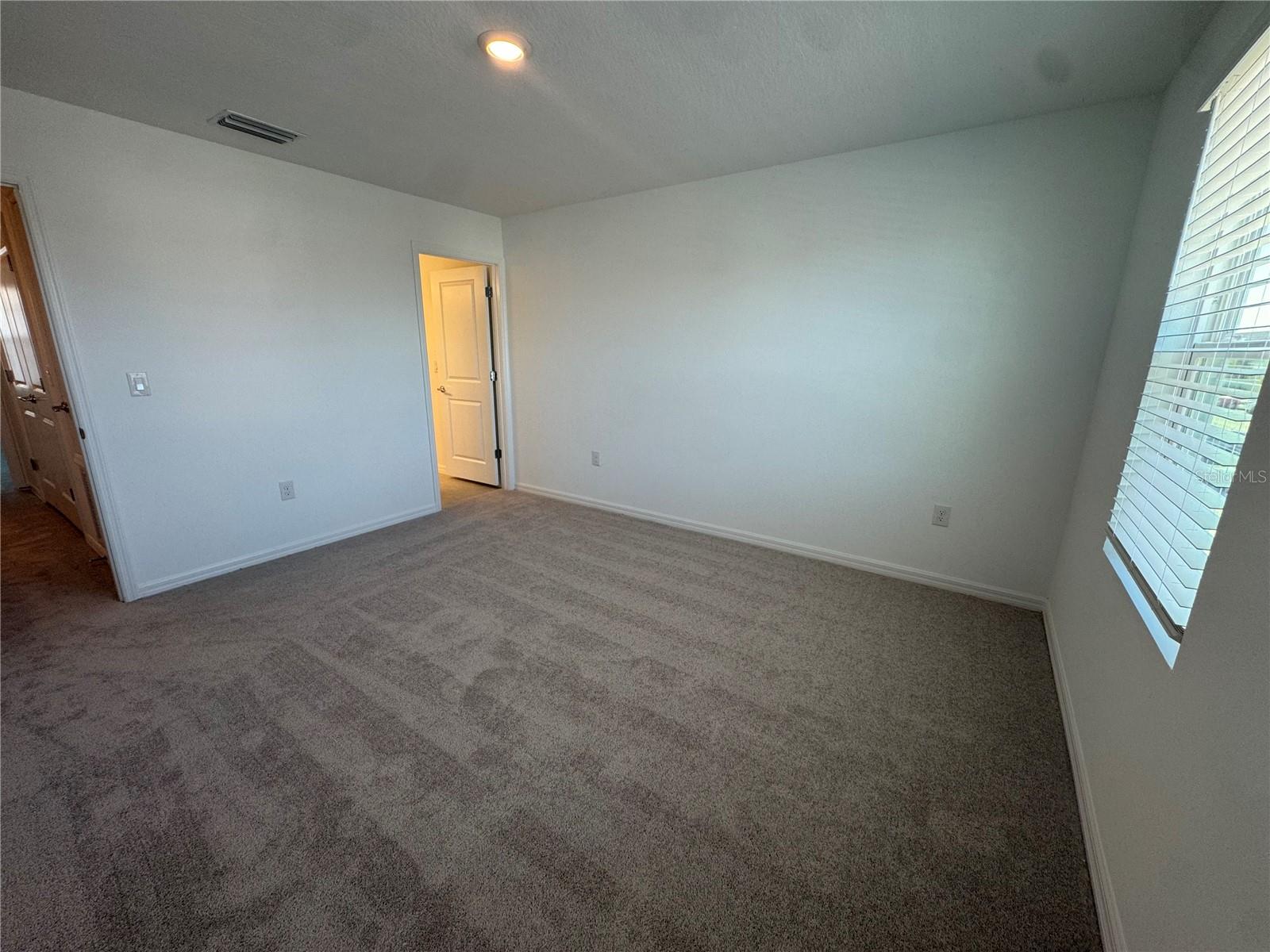 Image 14 of 34 For 8720 Daybreak Street