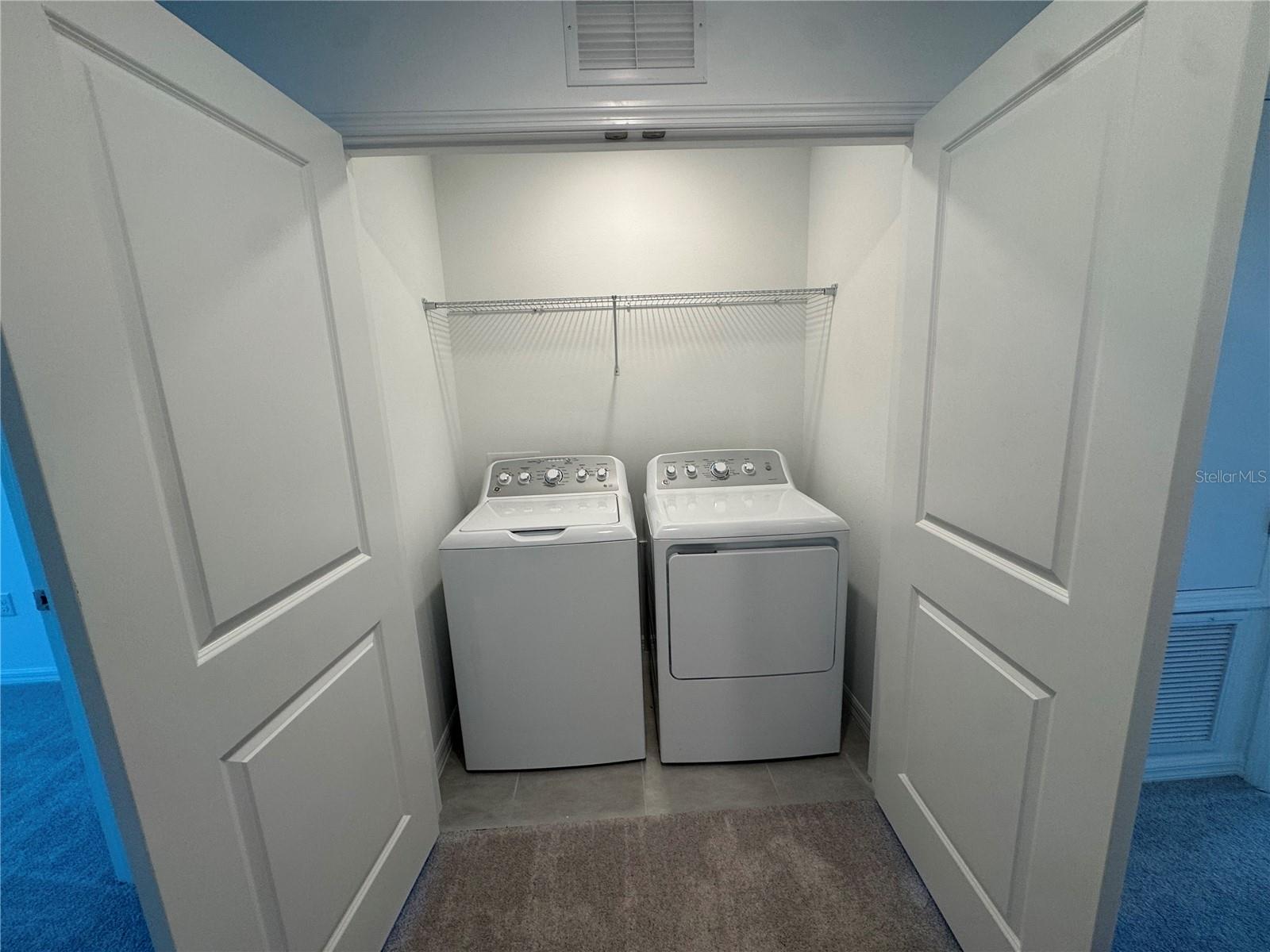 Image 19 of 34 For 8720 Daybreak Street